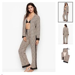 Victoria’s Secret Leopard/Cheetah PJ set
